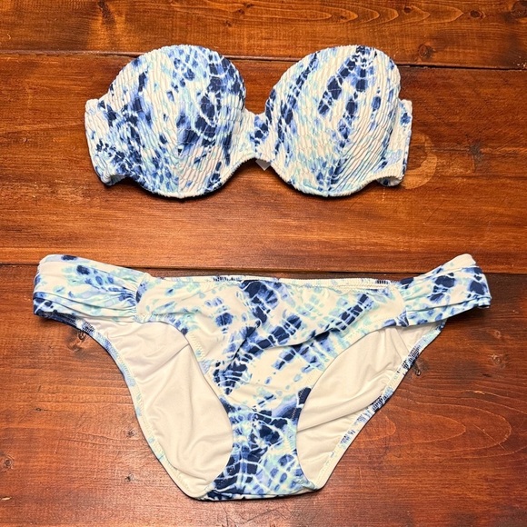 Victoria’s Secret Blue Tie-Dye Strapless Bikini Set Size Medium Underwire 34C - Picture 1 of 6